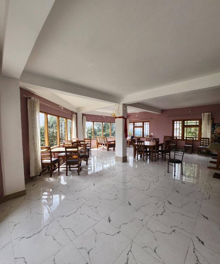 Dewa Elegance Hotel Tawang Ngoại thất bức ảnh